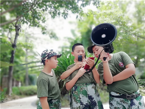 Ȫ�����������������������Ӫ Ȫ��ѧ���μӵ�����Ӫ����