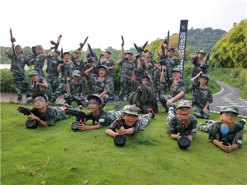 福州哪里有青少年军事夏令营 福州荒野行动军事夏令营报名