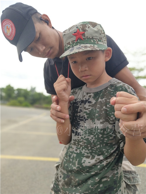 �ϲ����������ھ�������Ӫ�Ƽ�