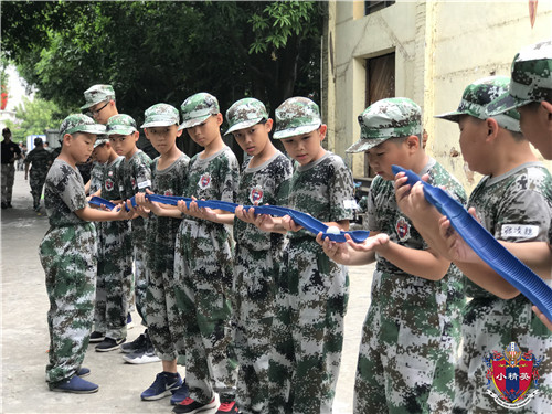 ��������Ӫ������Ա��� ���ݾ��»���������Ӫ