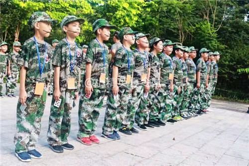 7岁夏令营收费_泉州小精英军事夏令营