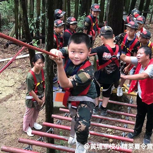 ����С��Ӣ����Ӫ